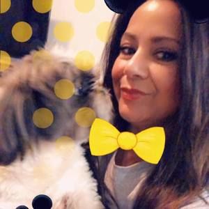 Meet your Posher, Elise